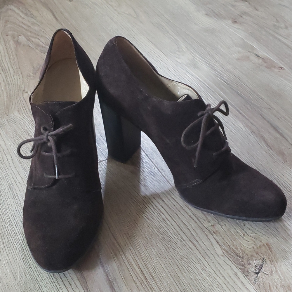 Talbots Real Suede Heeled Booties sz 10 GUC
